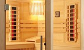 Sauna Kabine mit Infrarot